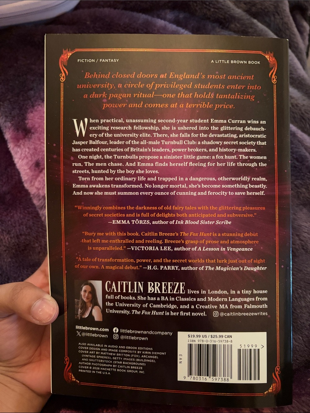The Fox Hunt by Caitlin Breeze - Red & Black Paperback - Picture 4 of 4